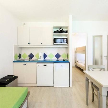 Bel Appartement Vue Sur Piscine 1 Chambre Fermee Et 1 Espace Cabine Saint-Raphaël Eksteriør billede